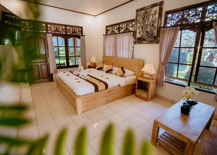 Rahayu Lodge *